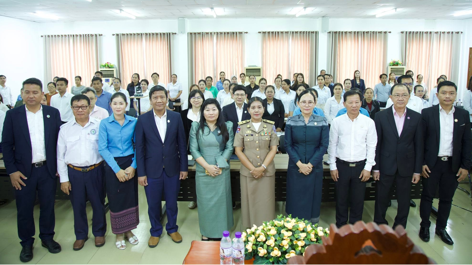 សិក្ខាសាលា ស្តីពីការអភិវឌ្ឍន៍វិជ្ជាជីវៈបន្តផ្អែកលើការអនុវត្តគ្លីនិក​ ក្រោមប្រធានបទ៖ “ការគ្រប់គ្រងការធ្លាក់ឈាមក្រោយសម្រាល”